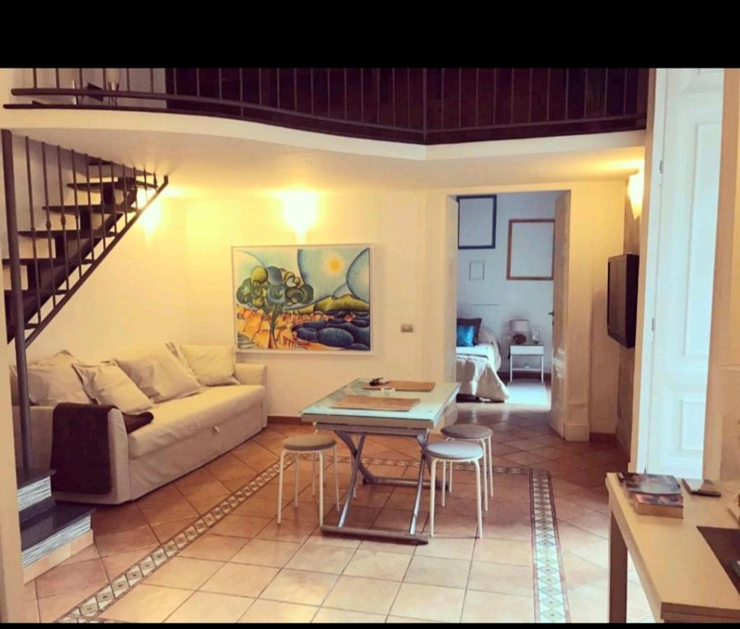 Gallery Bellini Apartment Наполи Екстериор снимка