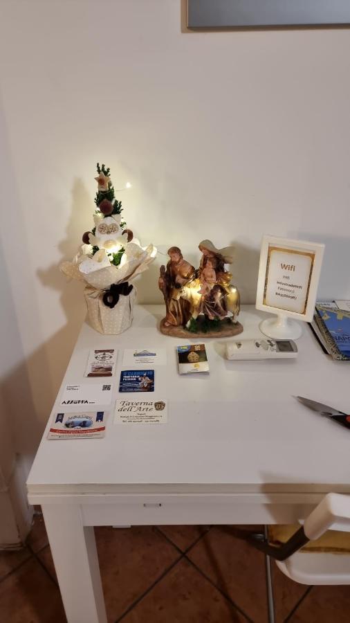 Gallery Bellini Apartment Наполи Екстериор снимка