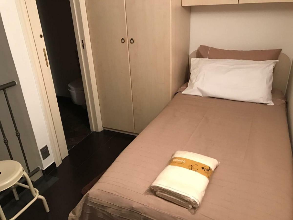 Gallery Bellini Apartment Наполи Екстериор снимка