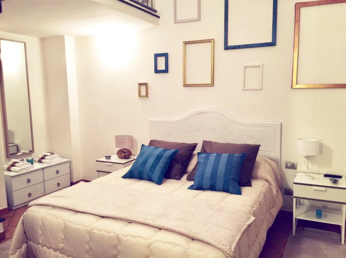 Gallery Bellini Apartment Наполи Екстериор снимка